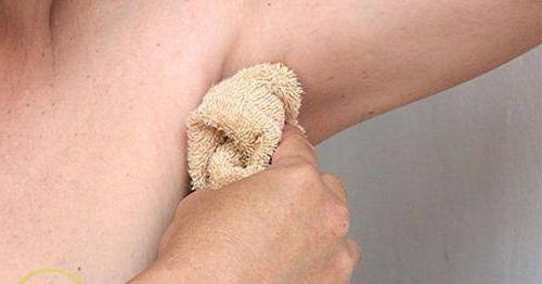 Wax lông nách tại nhà và những lưu ý để vùng da dưới cánh tay không bị thâm - 9