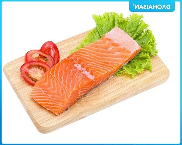 Bên trong cá hồi có hàm lượng thành phần giàu axit béo omega-3, Protein