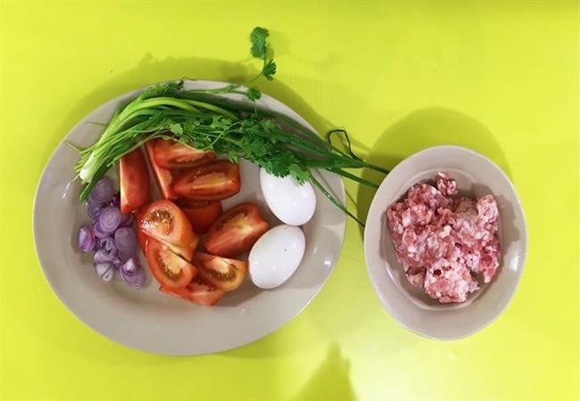 4 cách nấu canh trứng cà chua ngon đơn giản ai cũng thích - 5