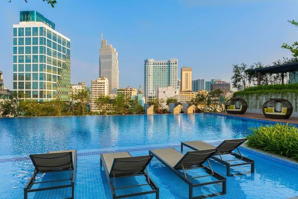 Sedona Suites Ho Chi Minh City - Khách sạn 5 sao Sài Gòn có hồ bơi đẹp