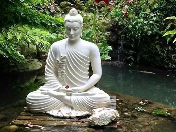 Phật Thích Ca có chữ vạn không?